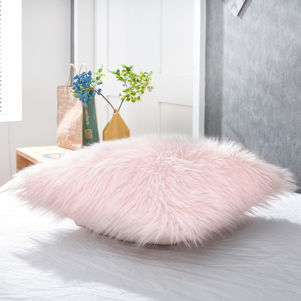 Fellkissen mit Füllung | Sofakissen, Couchkissen, Kuschelkissen, Dekokissen